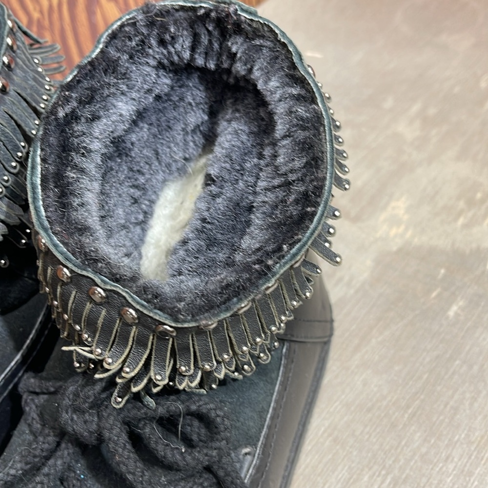 Moon Boots - Picture 3 of 5